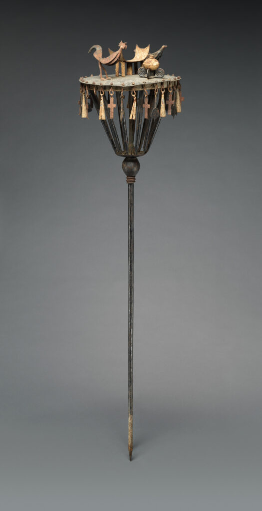 Commemorative iron altar (asen), Fon peoples, Republic of Benin (Ouidah), late 19th–mid-20th century. The Metropolitan Museum of Art.